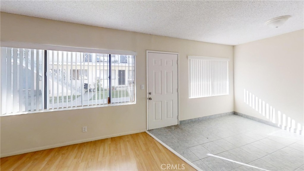Gardena Condo: 13609 Van Ness Avenue