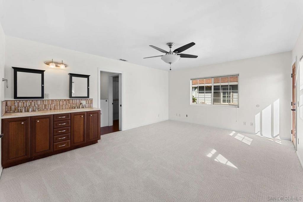 Chula Vista Condo: 639 1st Avenue