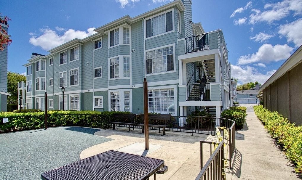 Aliso Viejo Condo: 23412 Pacific Park Drive