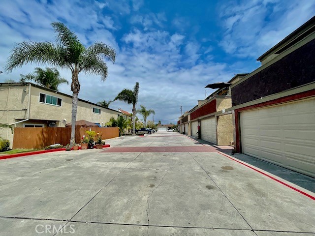 Huntington Beach Condo: 17181 Elm Lane