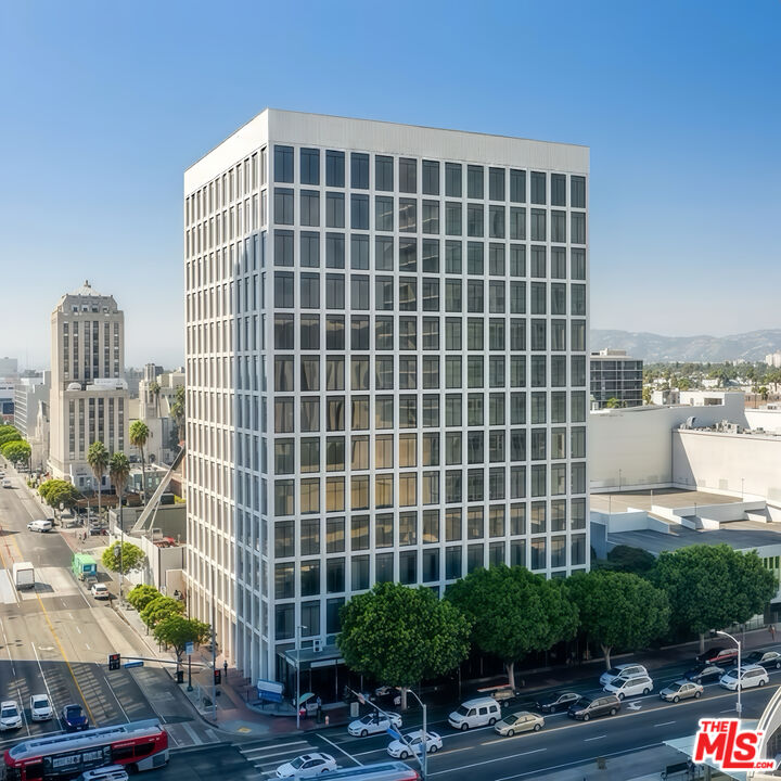 Los Angeles Condo: 3807 Wilshire Boulevard