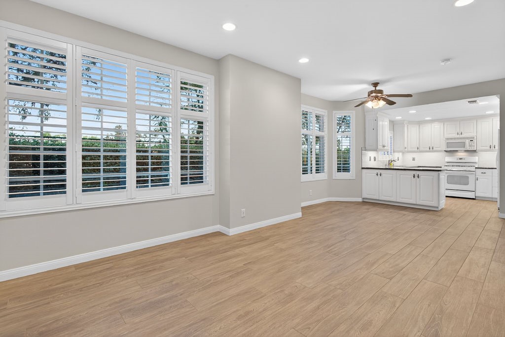 Aliso Viejo Condo: 23412 Pacific Park Drive