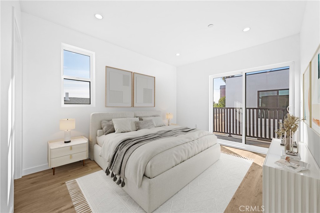 Los Angeles Condo: 1340 North Kingsley Drive