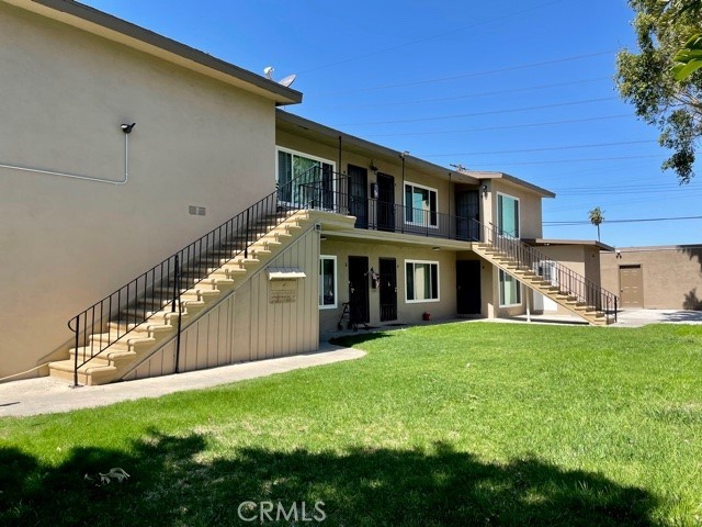 Anaheim Condo: 1835 West Crestwood Lane
