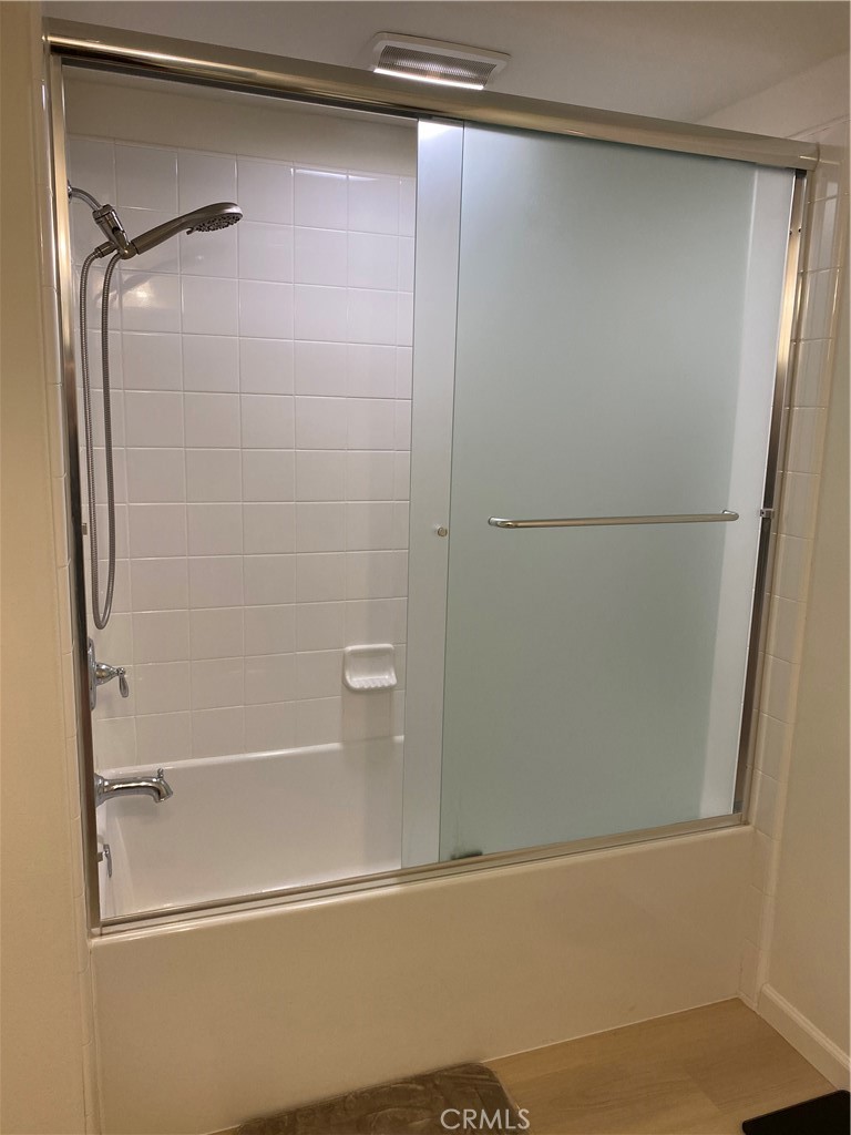 Irvine Condo: 67 City Stroll