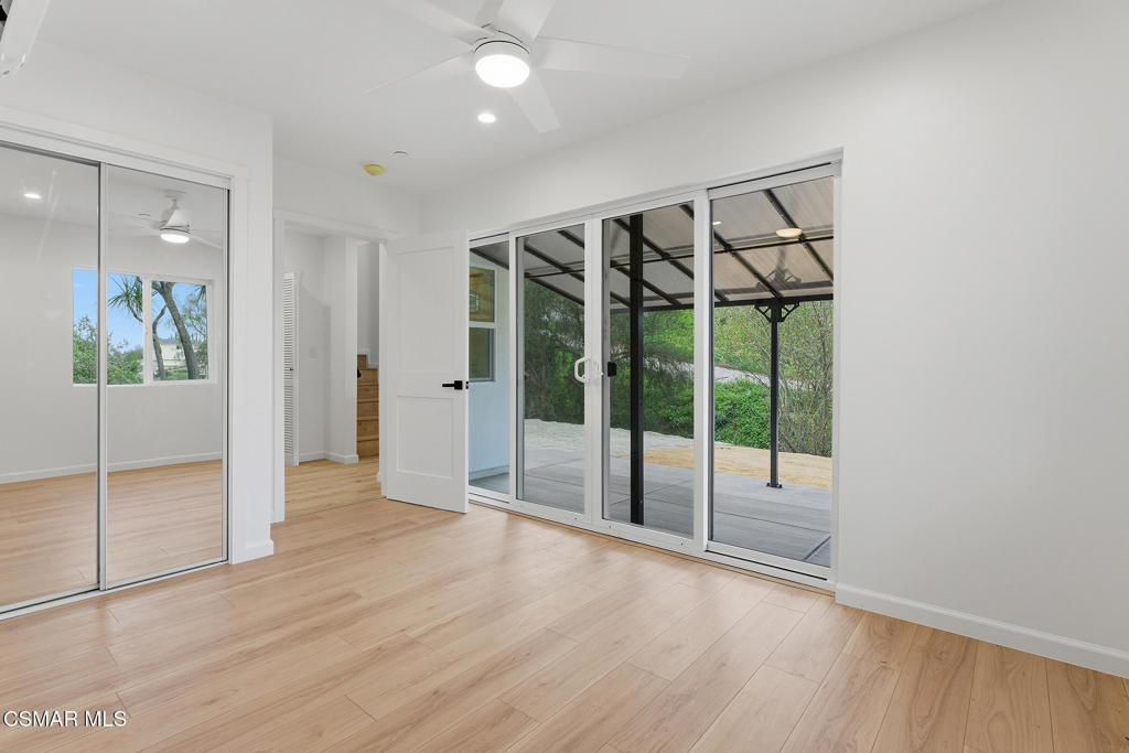 Newbury Park Condo: 265 McKnight Road