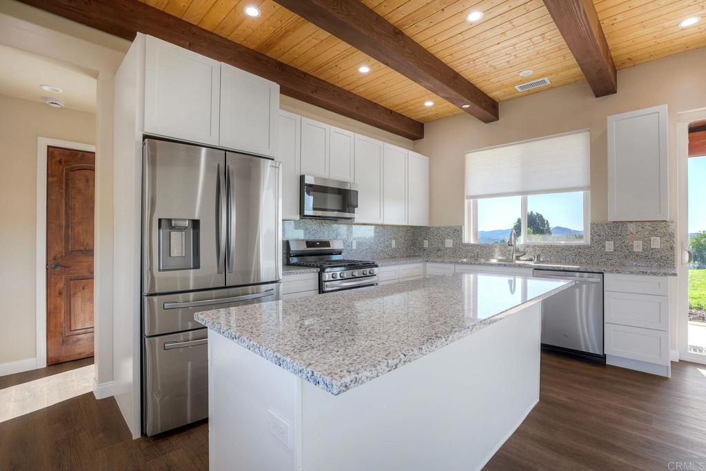 Valley Center Condo: 29433 1/2 Cole Grade Road