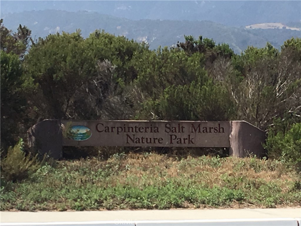 Carpinteria Condo: 130 Ash Avenue