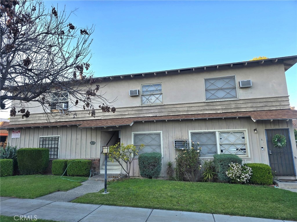 Alhambra Condo: 15 East Los Higos Street
