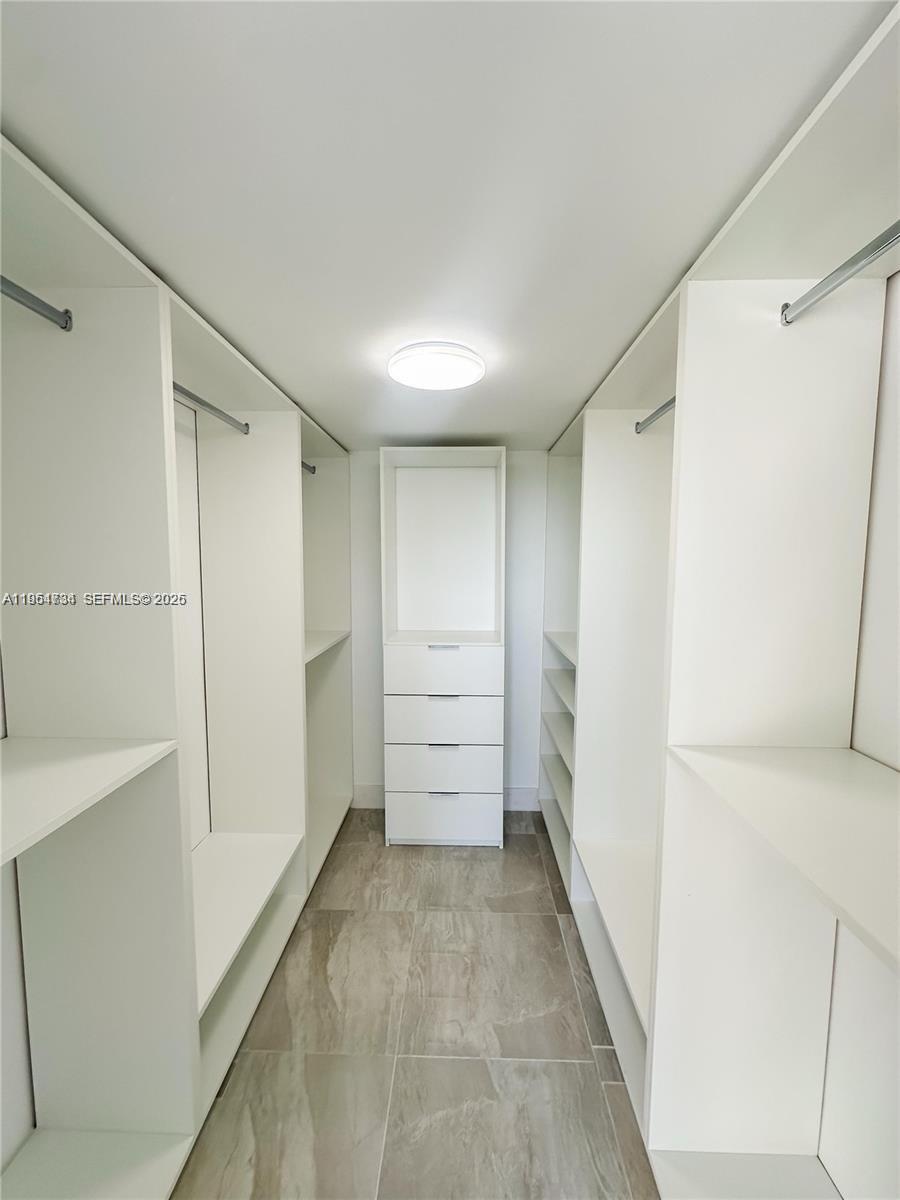 North Miami Beach Condo: 16546 Northeast 26th Avenue