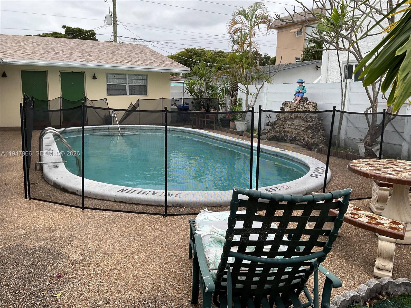 Hollywood Condo: 1830 Dewey Street