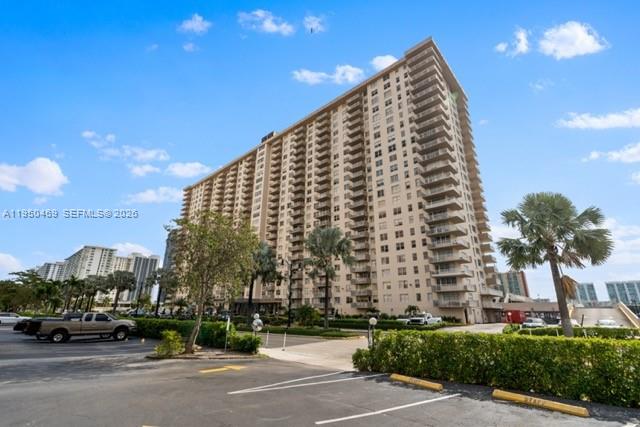 Sunny Isles Beach Condo: 250 174th Street