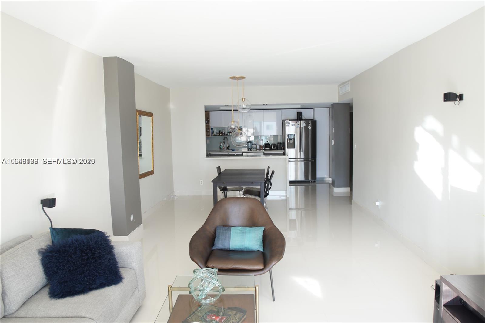 Sunny Isles Beach Condo: 19390 Collins Avenue