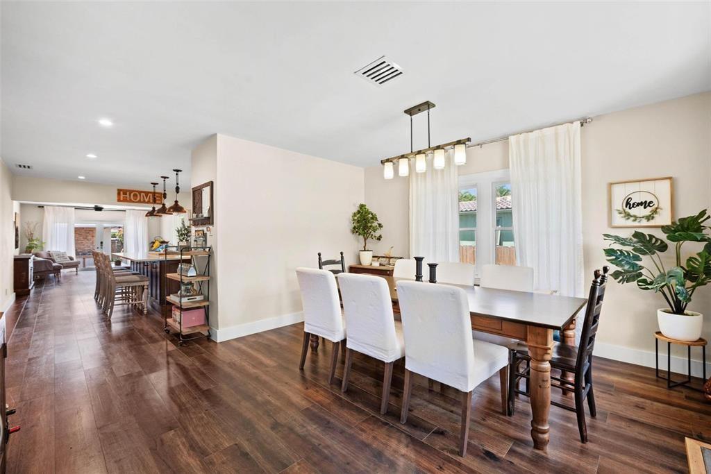 Hollywood Condo: 1534 Van Buren Street