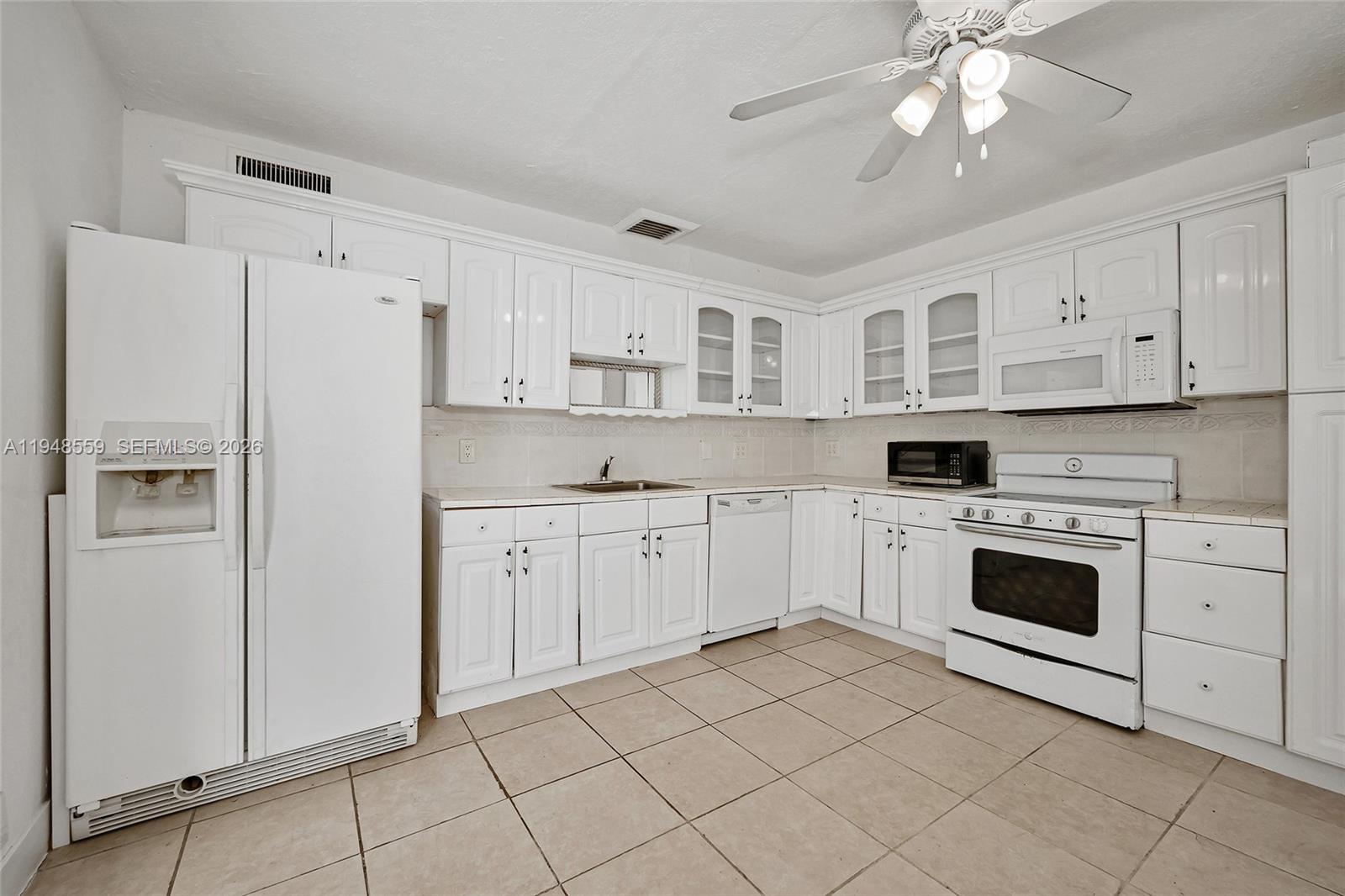 Hollywood Condo: 1922 McKinley Street