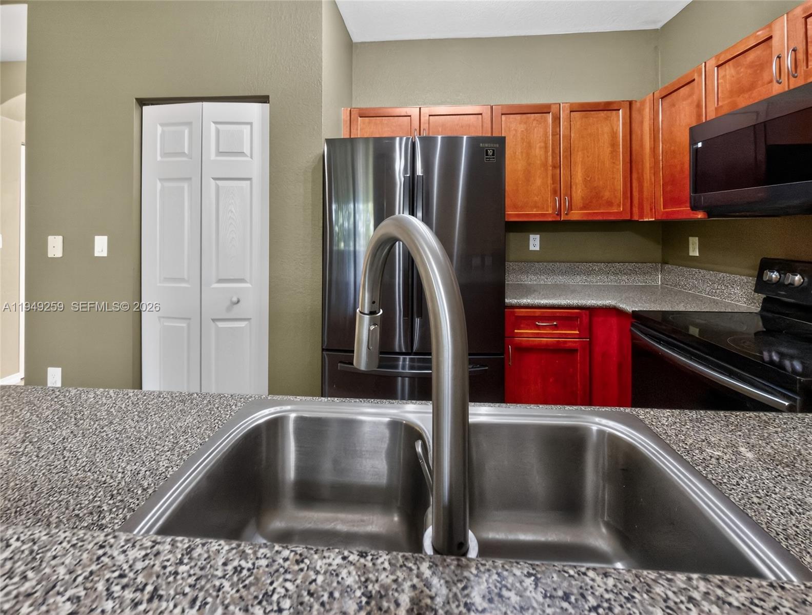 Miramar Condo: 14053 Southwest 49th Street