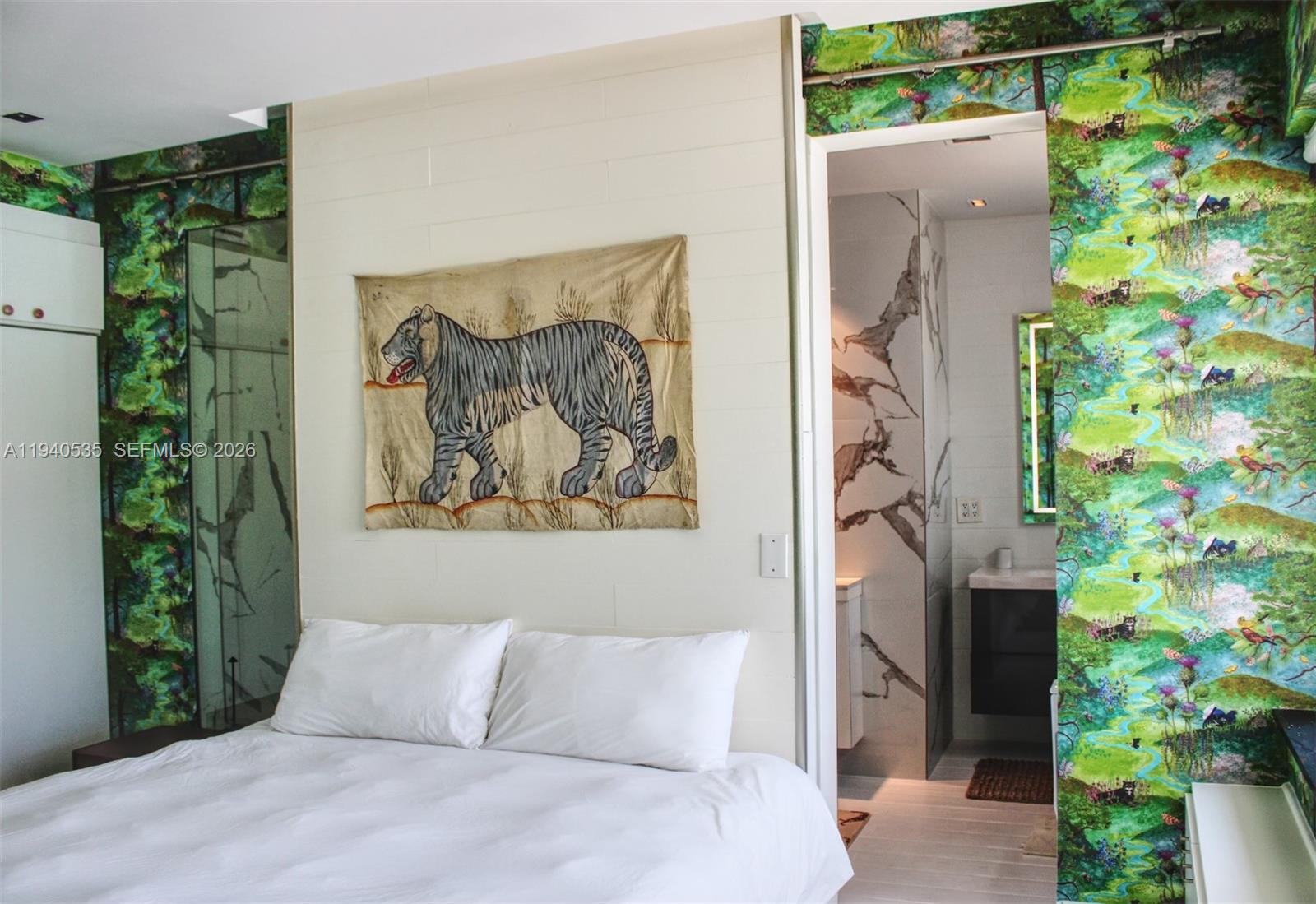 Miami Beach Condo: 4710 Pine Tree Drive