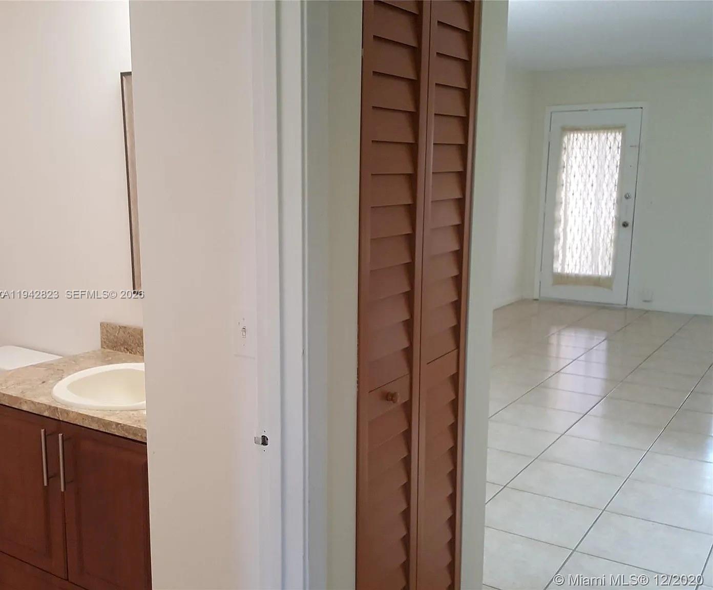 Pembroke Pines Condo: 850 Southwest 133rd Terrace