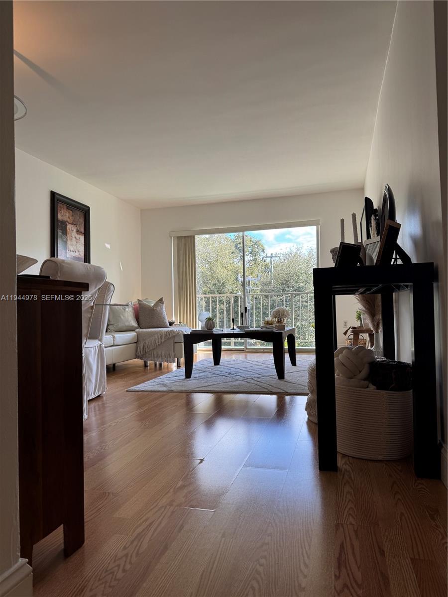 North Miami Condo: 1225 Northeast 124th Street