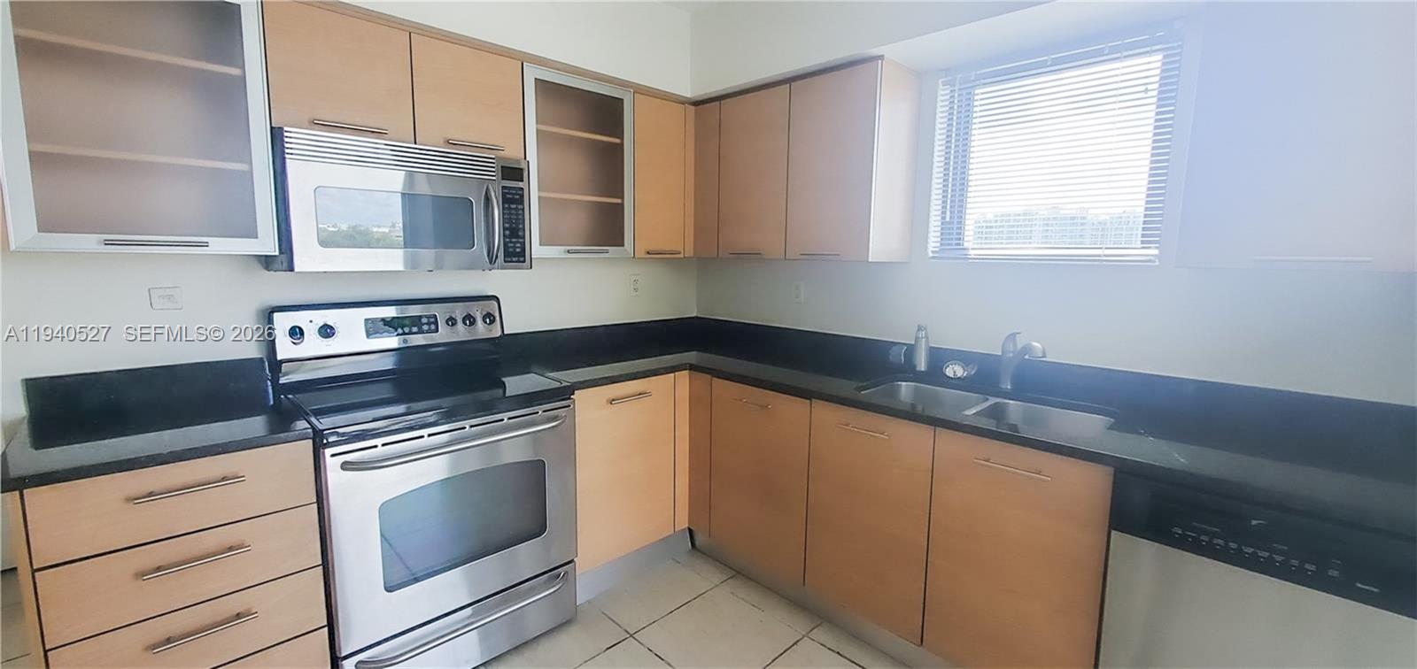 Aventura Condo: 3300 Northeast 191st Street