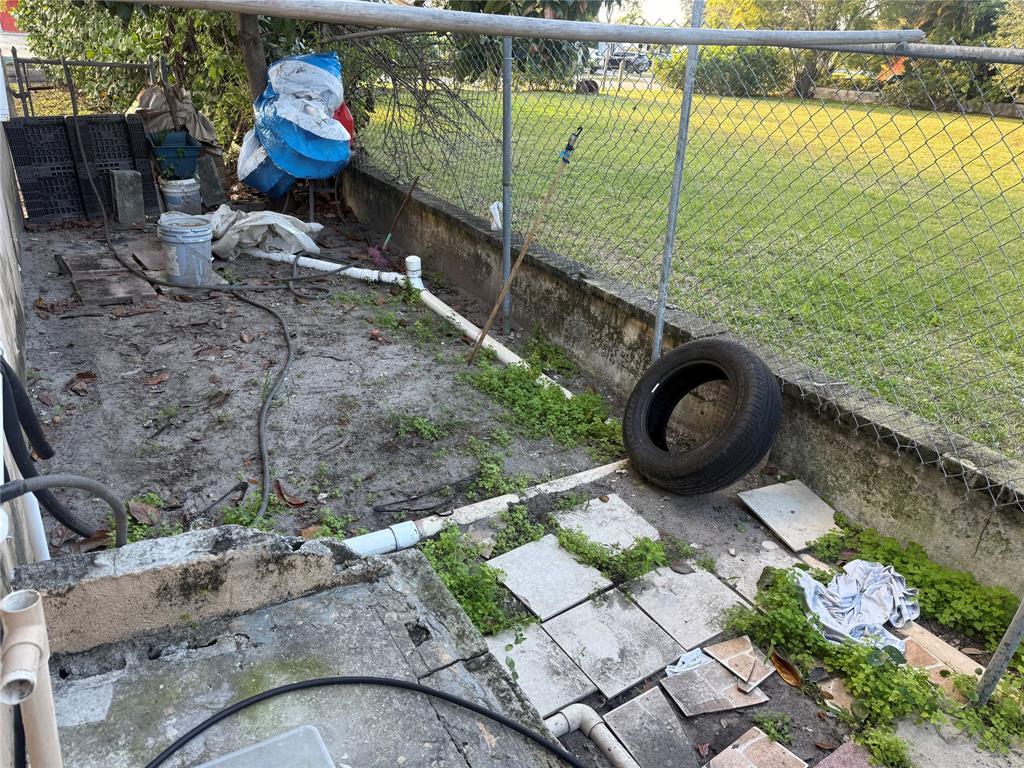 Hollywood Condo: 6019 Hayes Street