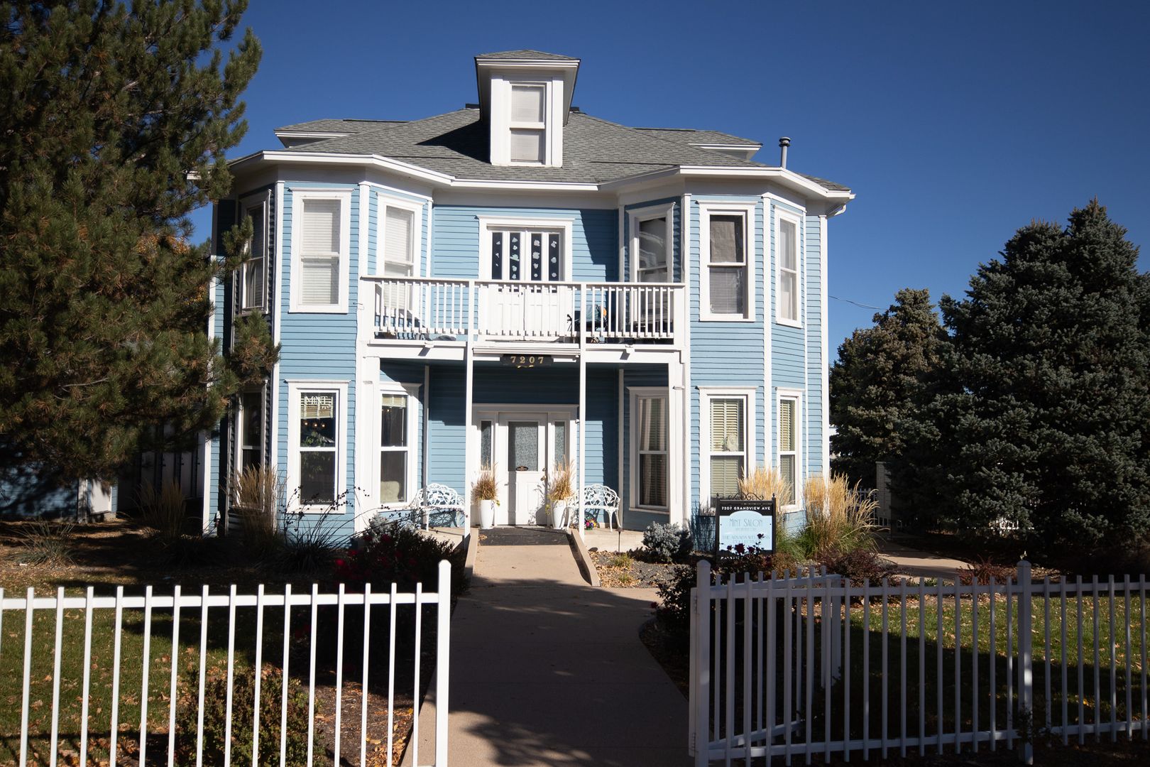 Arvada Apartment: 7207 Grandview Ave