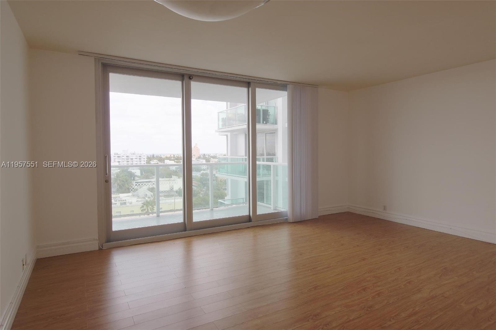 Miami Beach Condo: 1000 West Avenue