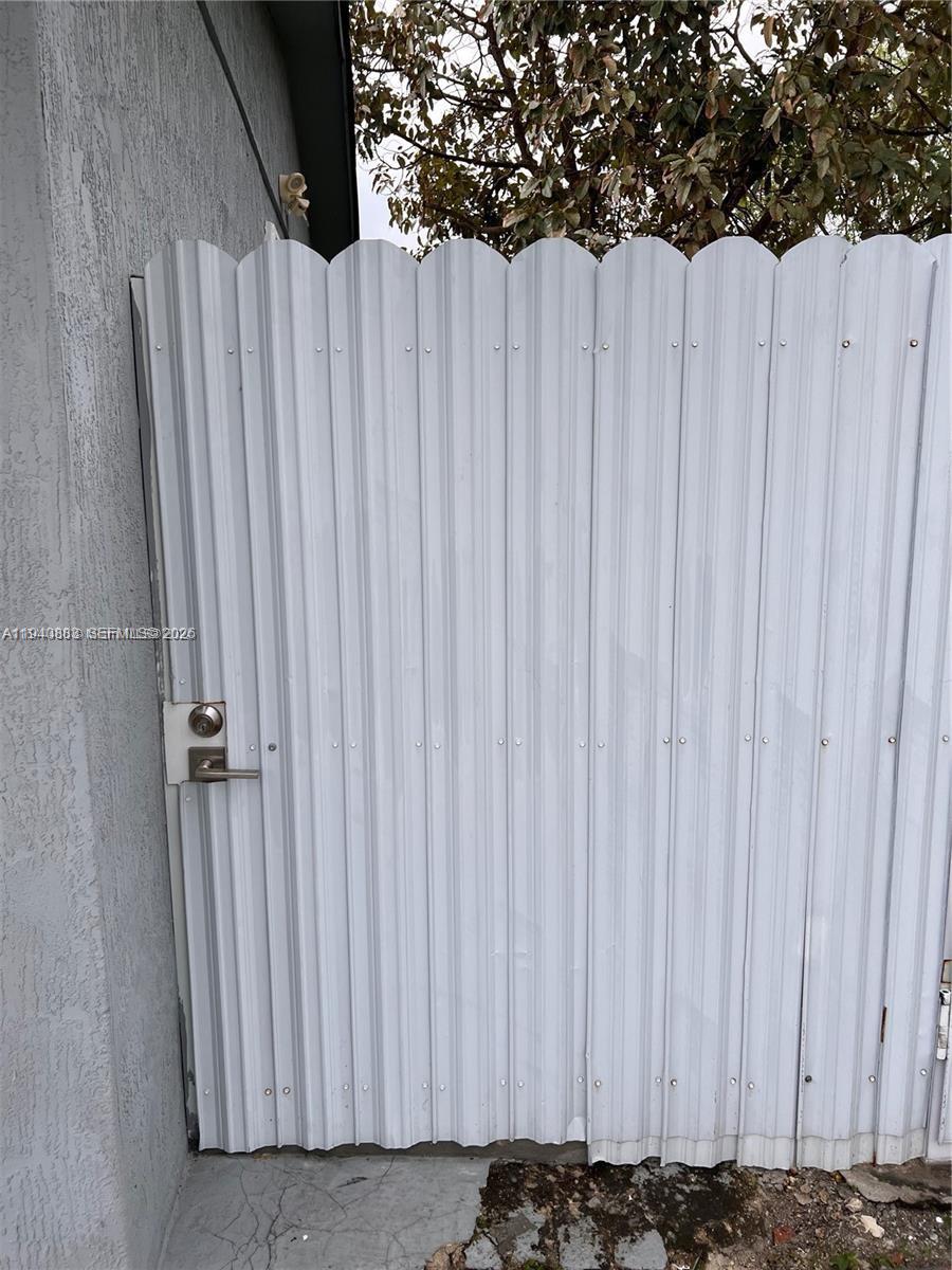 Miami Condo: Westwood Lakes