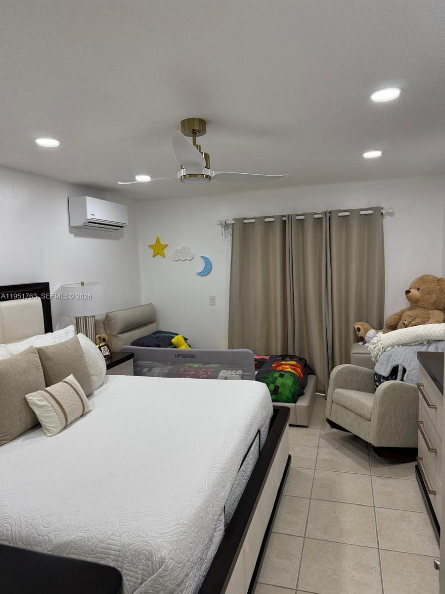 Pembroke Pines Condo: 1041 Southwest 111th Avenue