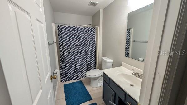 Sanford Condo: 106 Royalty Circle