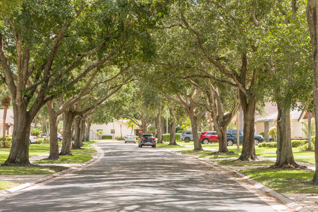 Boynton Beach Condo: 4907 Boxwood Circle