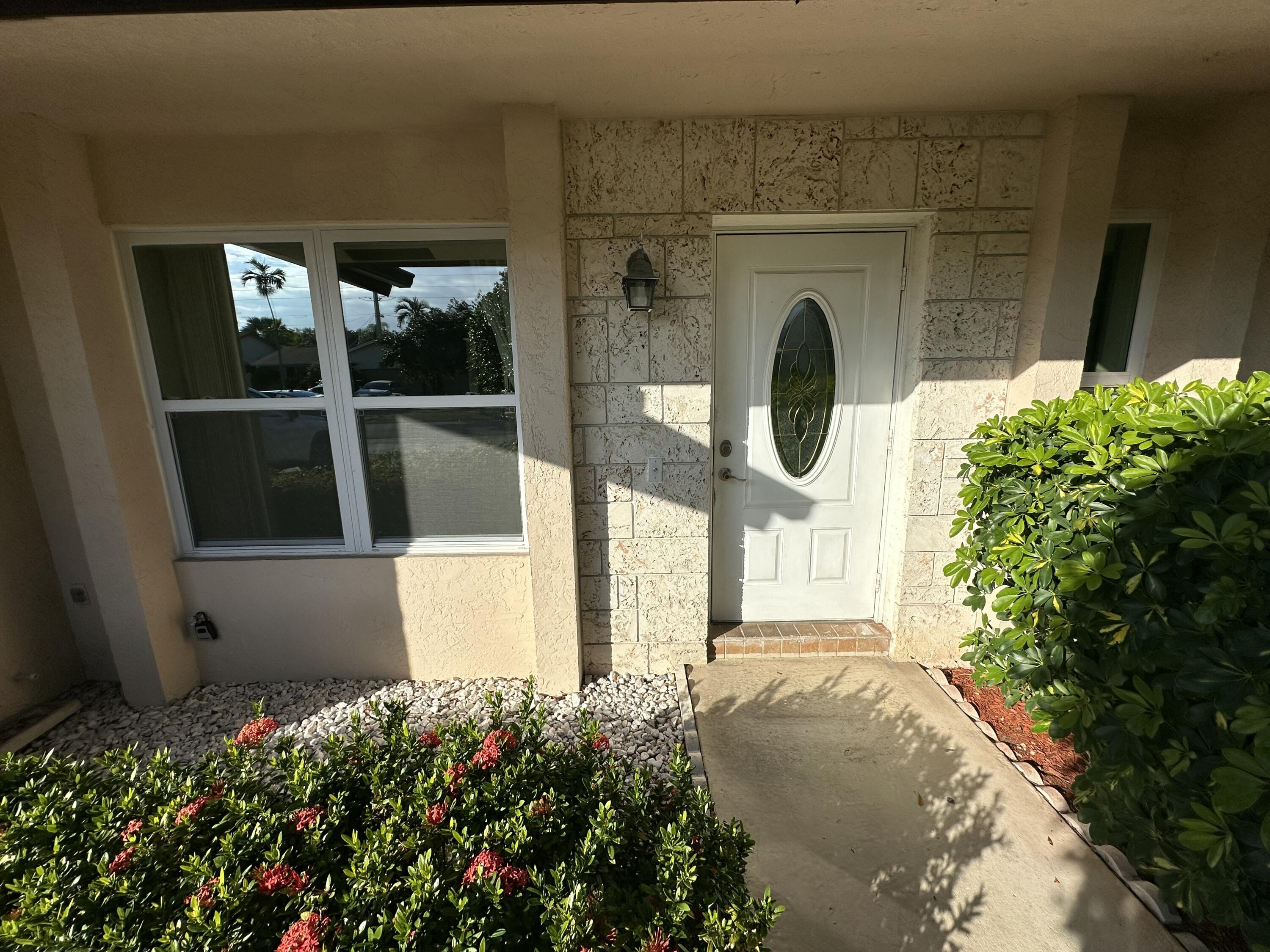 Deerfield Beach Condo: 3291 Southwest 4th Street