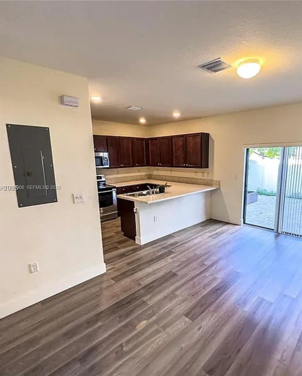 Hialeah Condo: 3349 West 105th Terrace