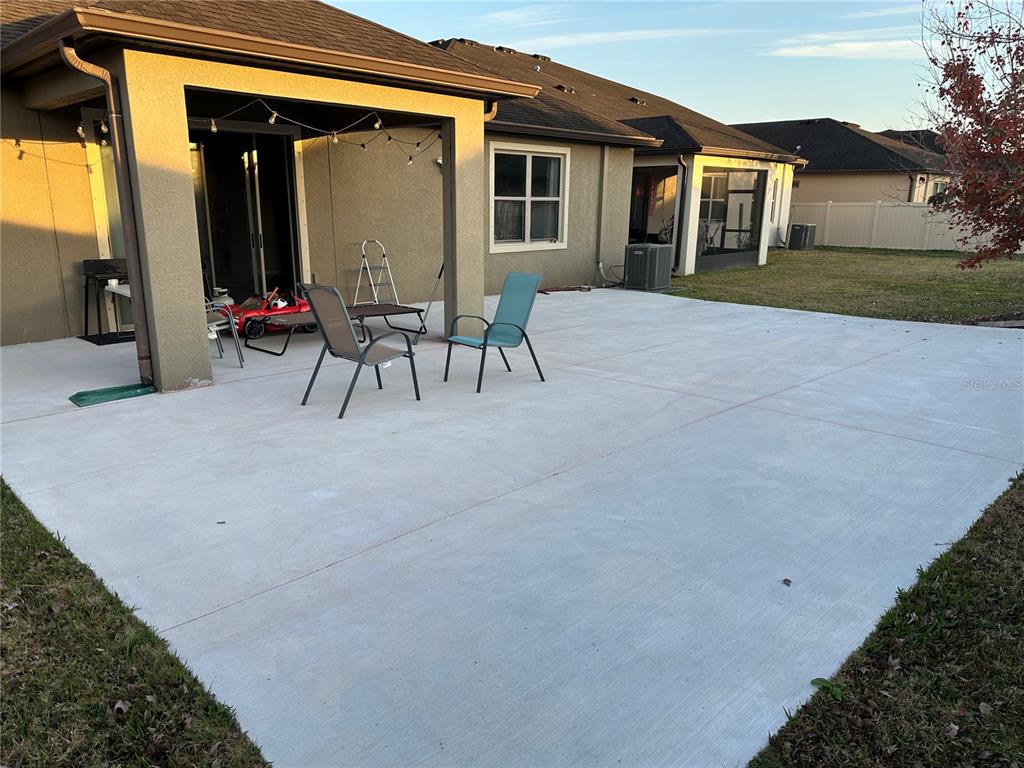 Riverview Condo: 5007 Wabash Place