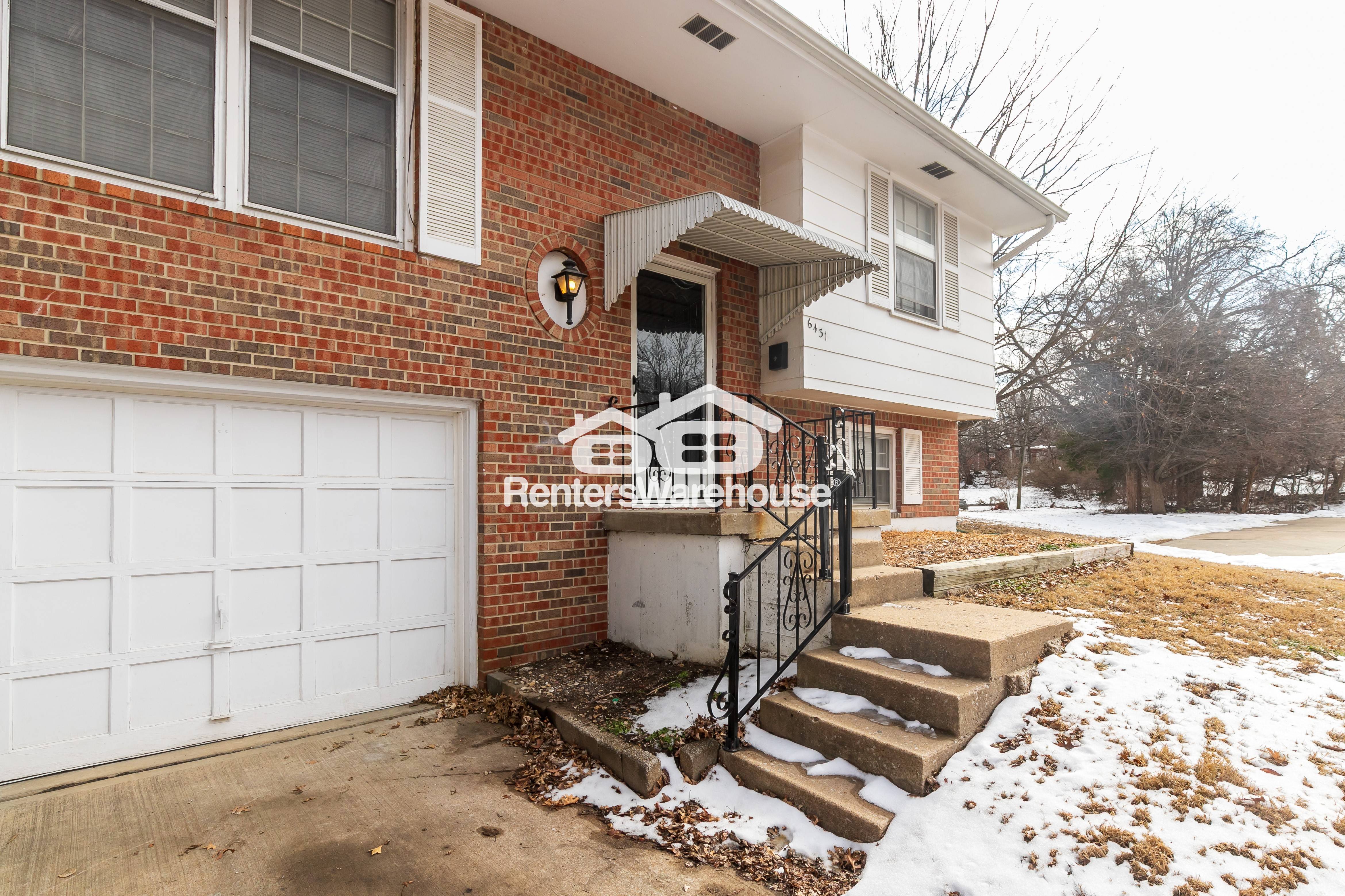 Raytown Townhome: 6431 Blue Ridge Cutoff