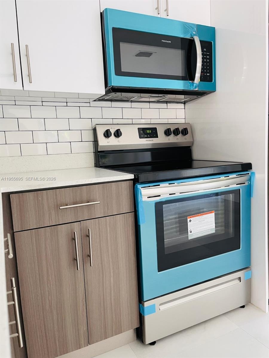 Miami Condo: Biscayne Shores