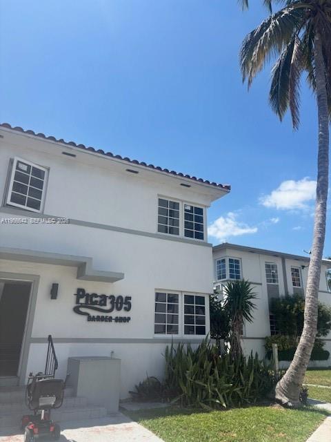 Miami Beach Condo: 7116 Bay Drive