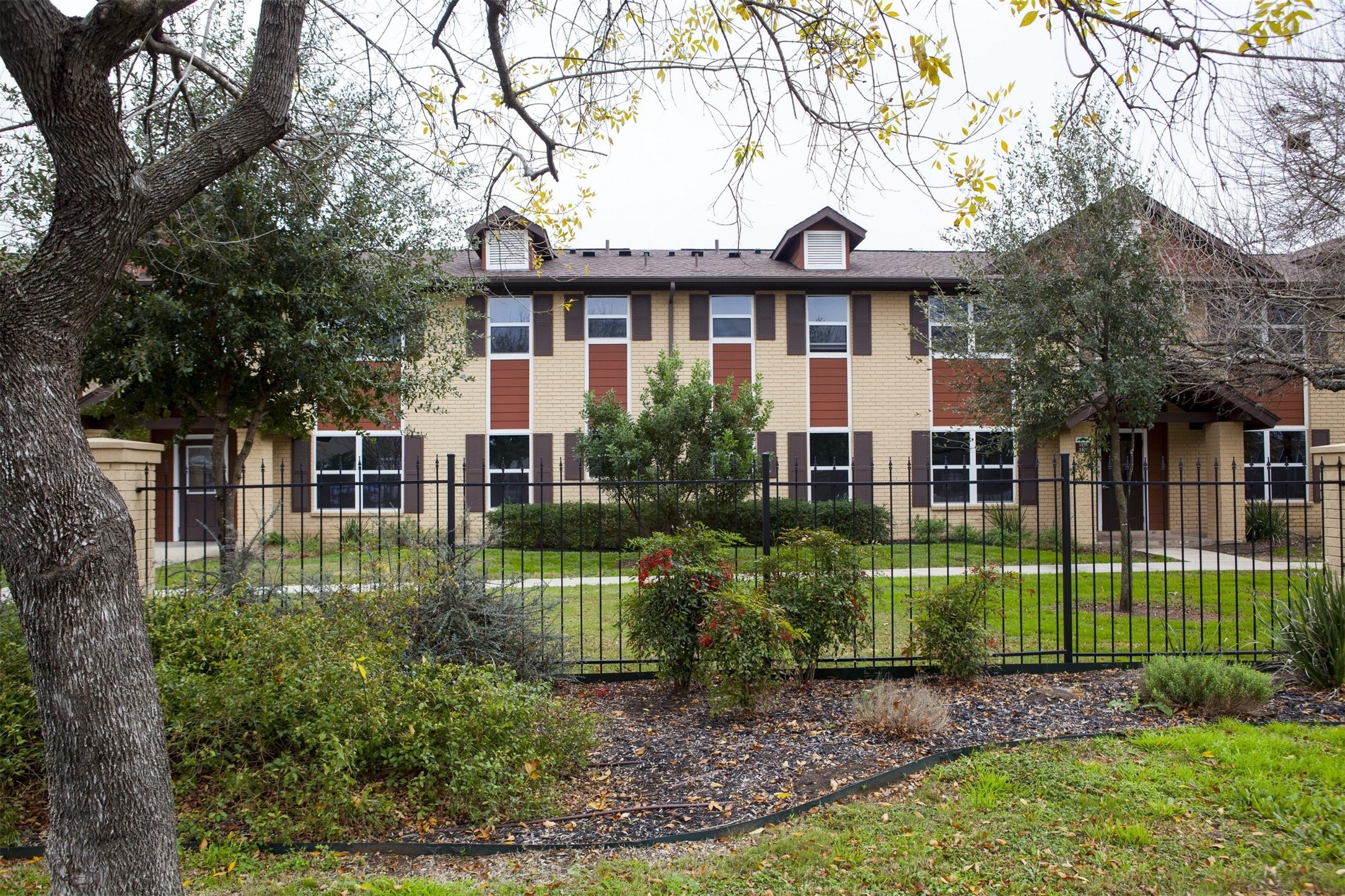 San Antonio Condo: 2330 Austin Highway