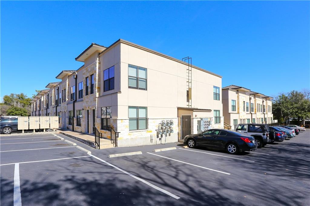 Austin Condo: 711 West 32nd Street