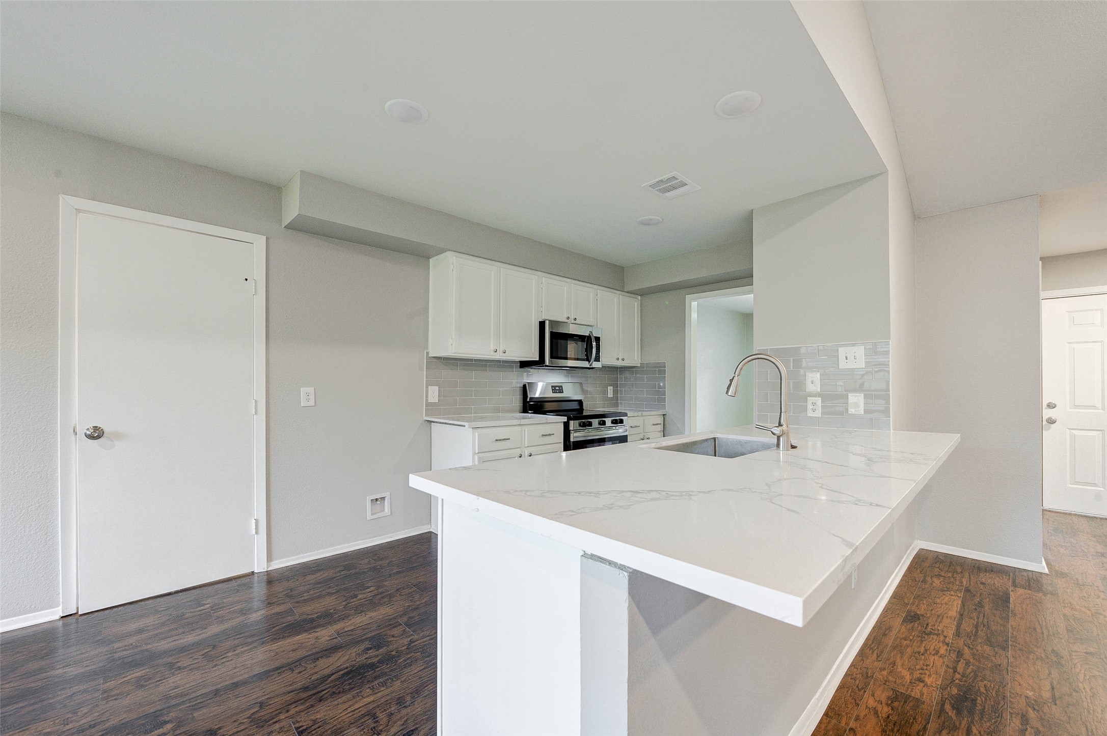 Spring Condo: 5211 Sweetwind Lane