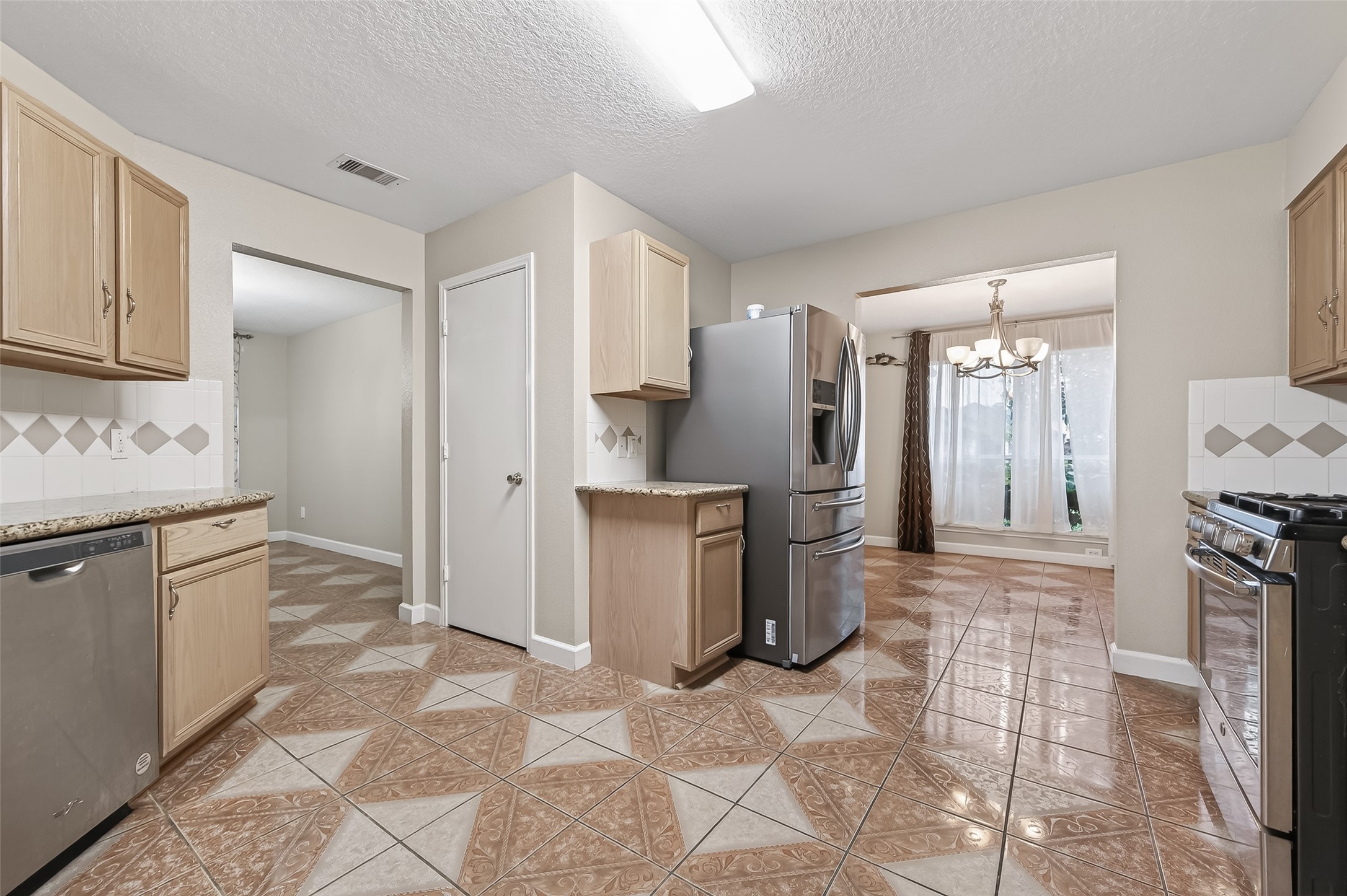 Houston Condo: 18227 River Sage Drive