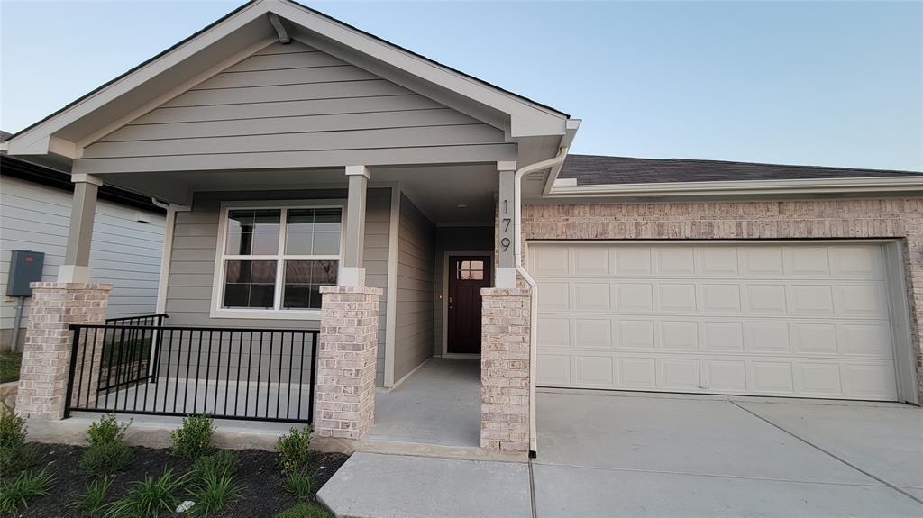 Kyle Condo: 179 Sweetwater Drive