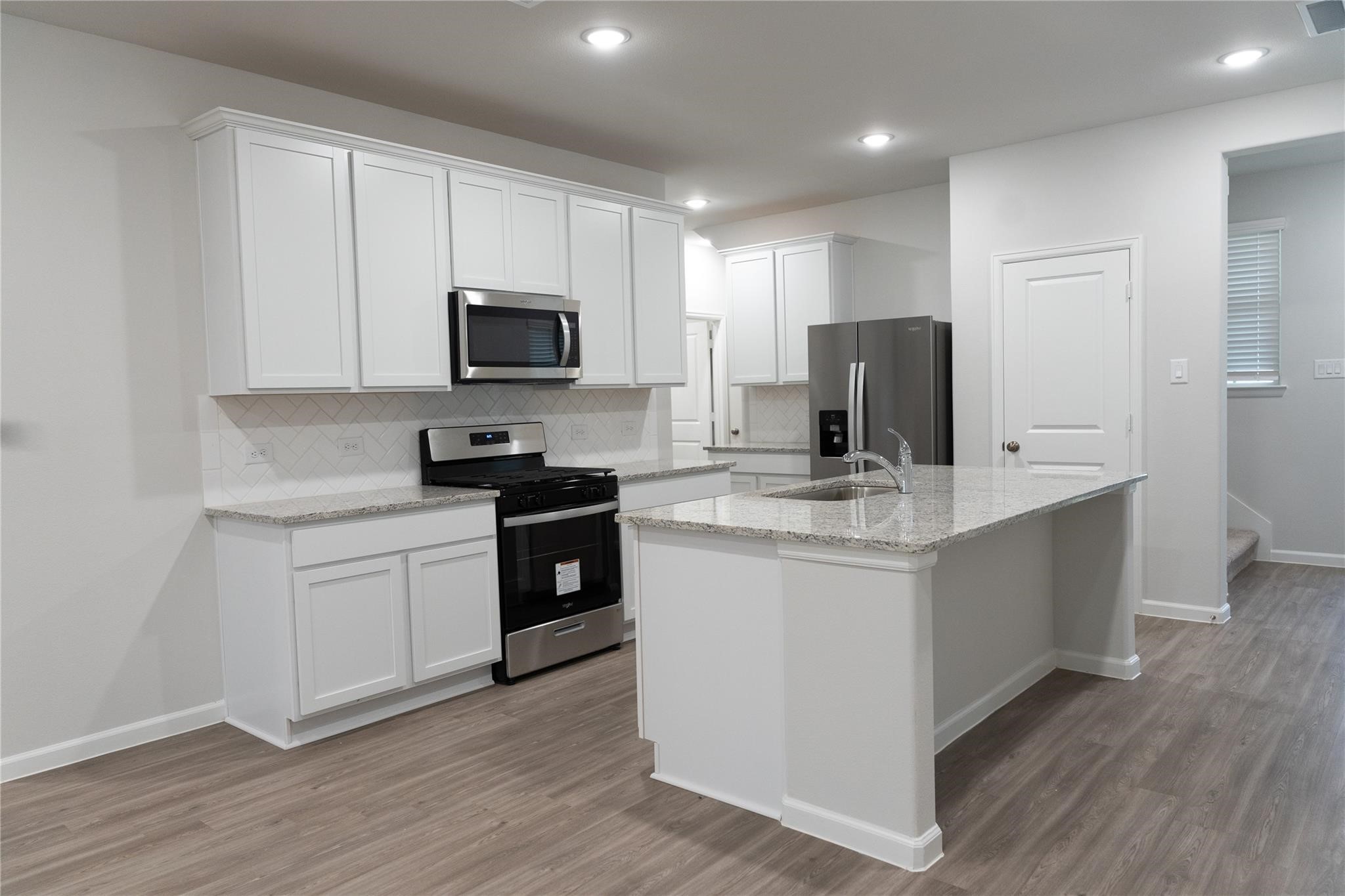 Magnolia Condo: 64 Valiant Ridge Trail