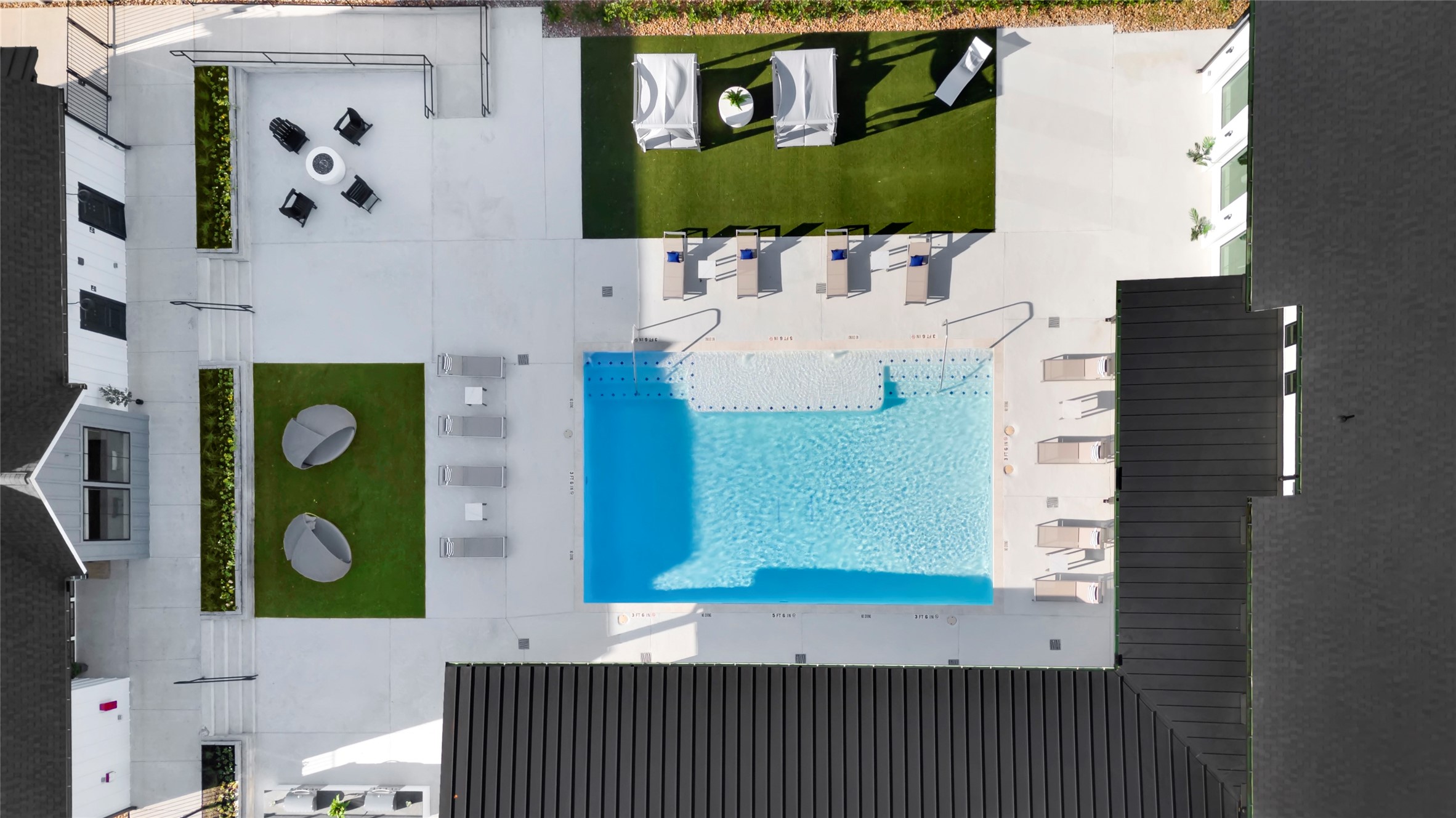 Magnolia Condo: 38634 Spur 149 Road