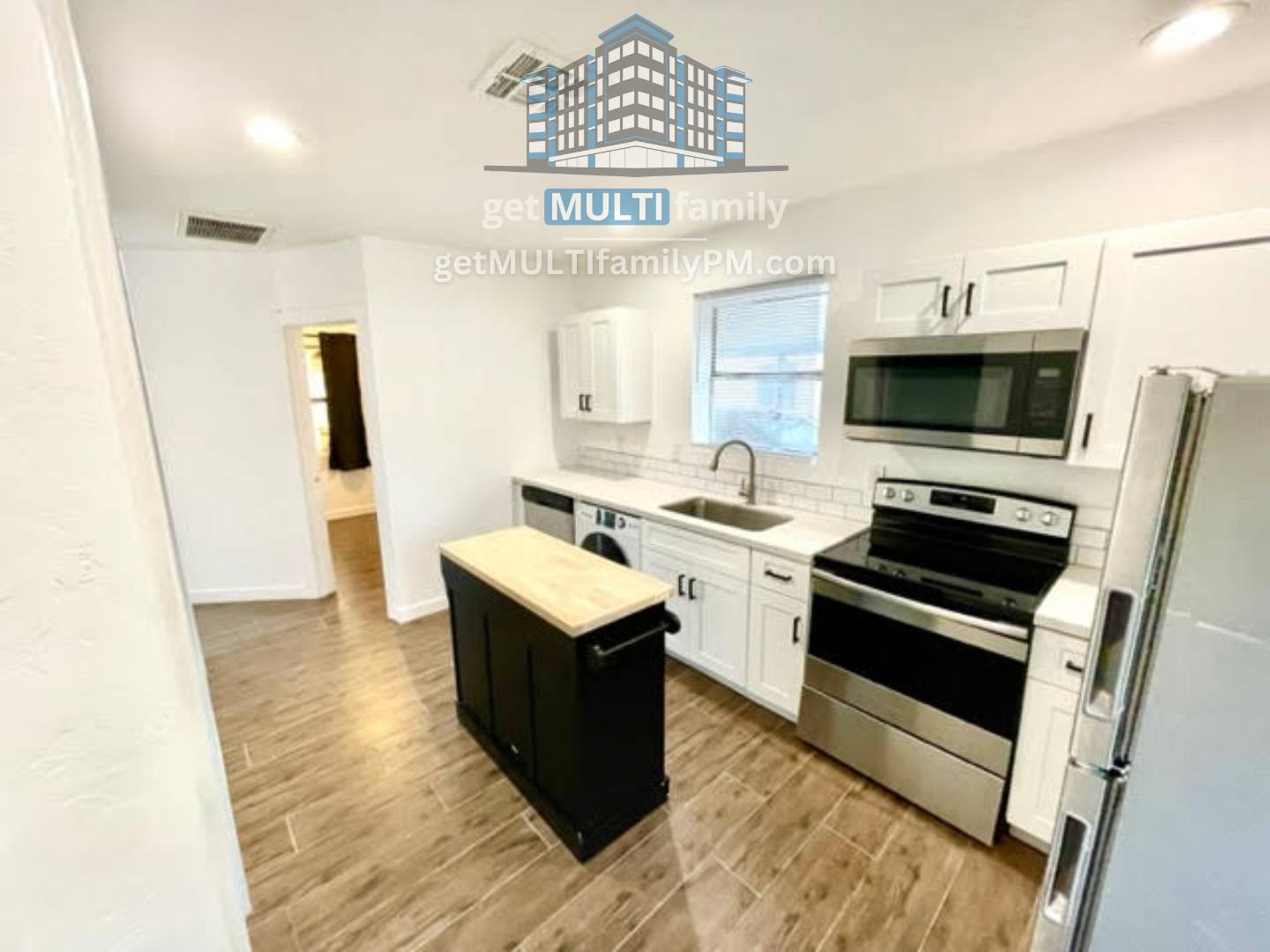 Phoenix Townhome: 1402 E McKinley St