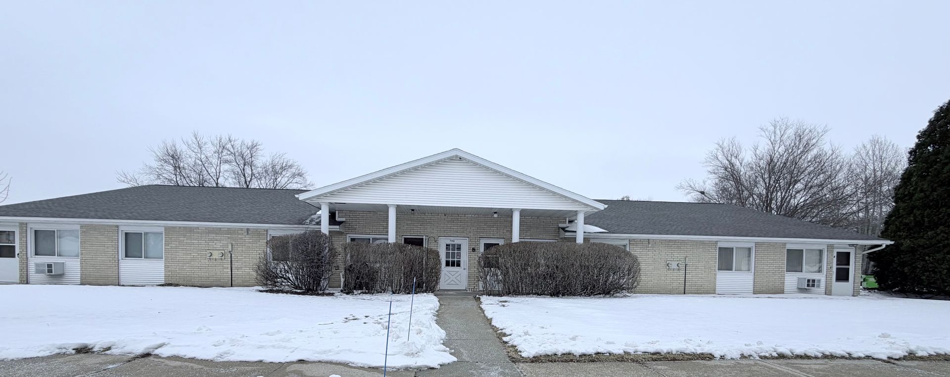 Sun Prairie Apartment: 617 Chase Blvd