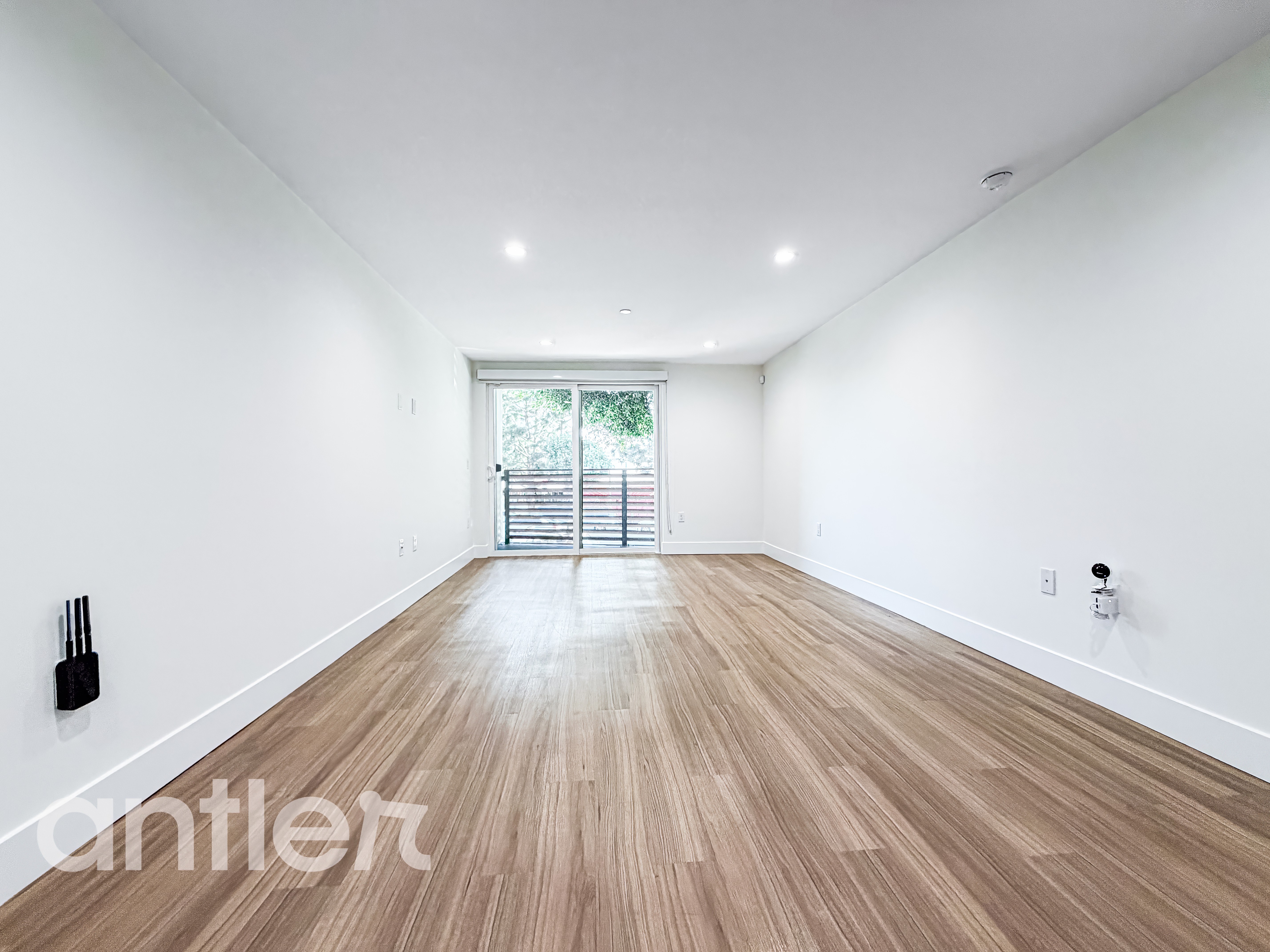 Los Angeles Condo: 1538 Purdue Ave