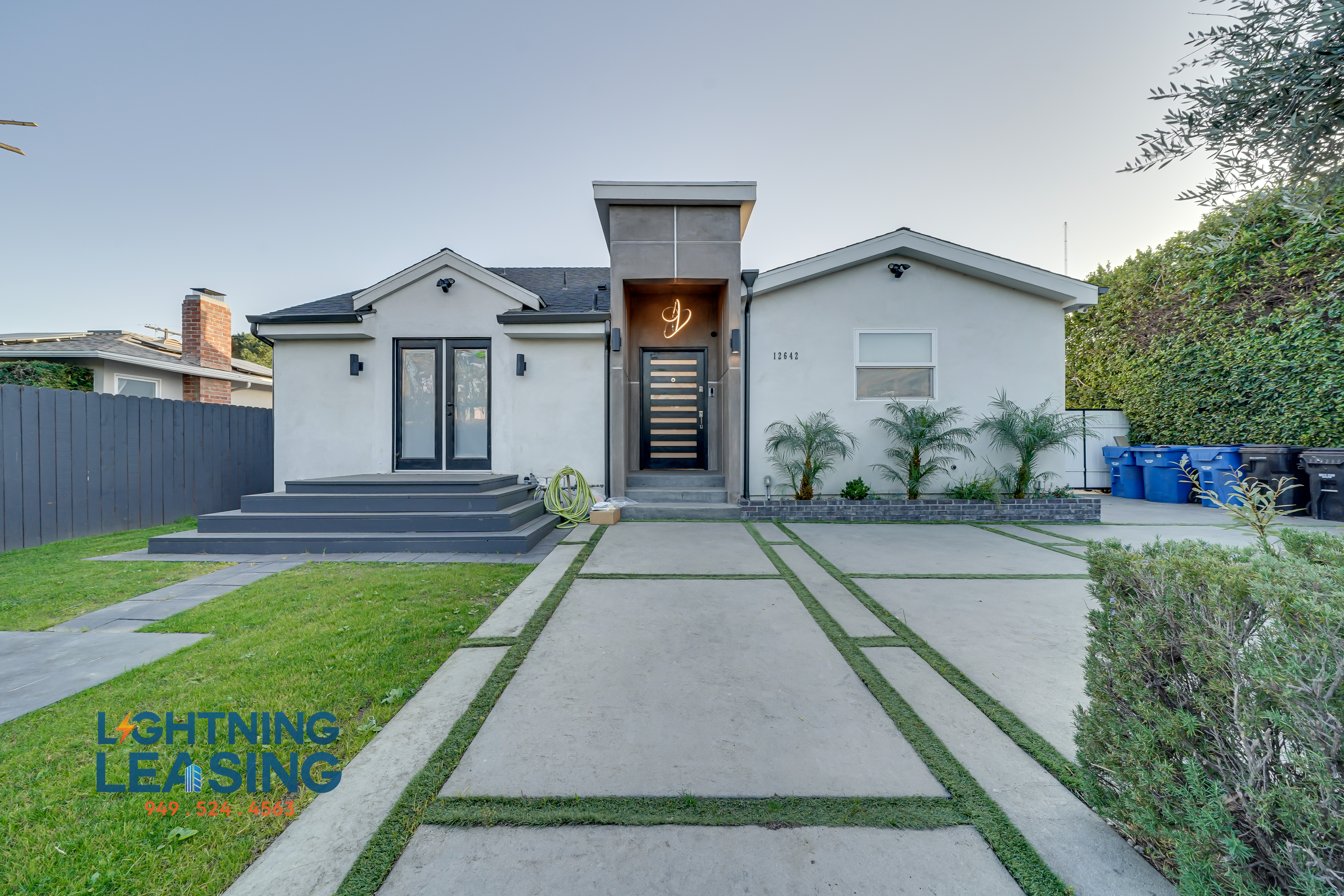 Valley Village House: 12642 Hatteras St