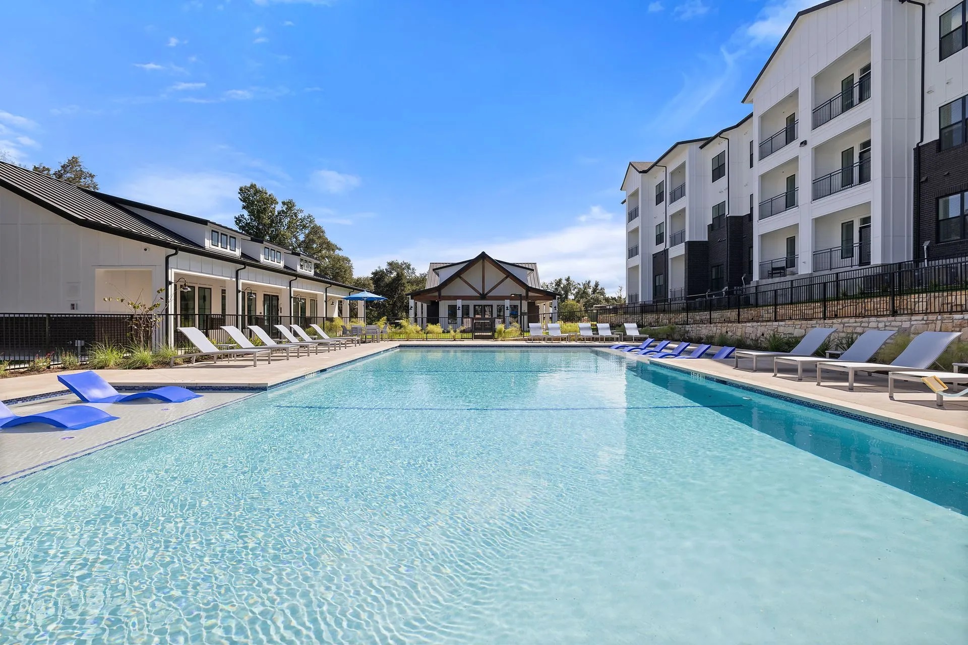 Austin Condo: 11200 N FM 620
