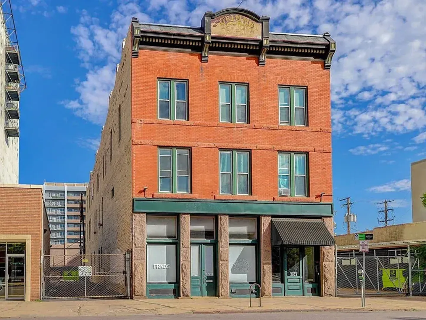 Denver Apartment: 2031 Curtis St